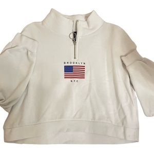 H&M Brooklyn U.S.A Cropped Sweatshirt